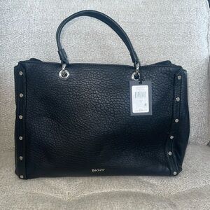 Beautiful, brand new Gianna DKNY tote bag